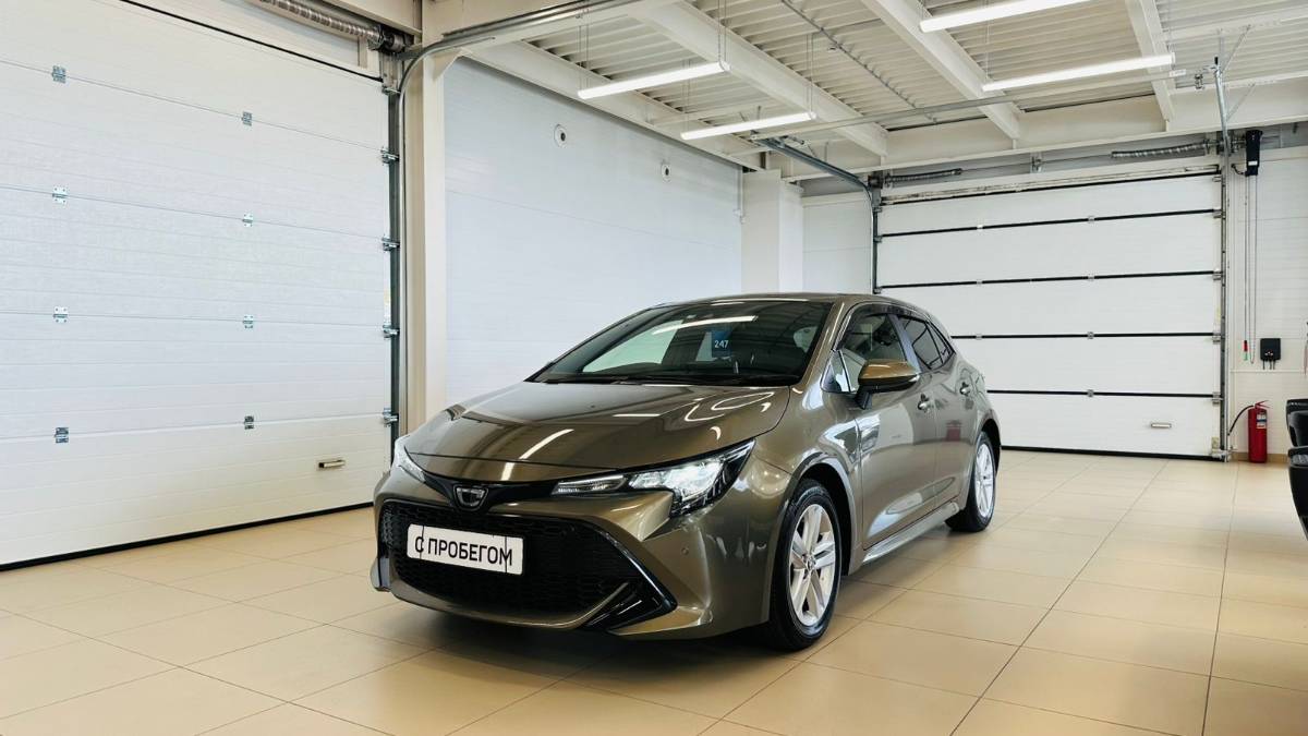 Toyota Corolla, 2019 год
