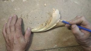 Резьба по дереву классический элемент аканта.