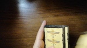 В Короля входит некая Сущность? Камень под Троном?