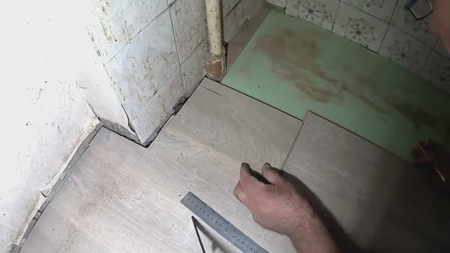 Укладка ламината в комнате с мебелью. смотреть онлайн