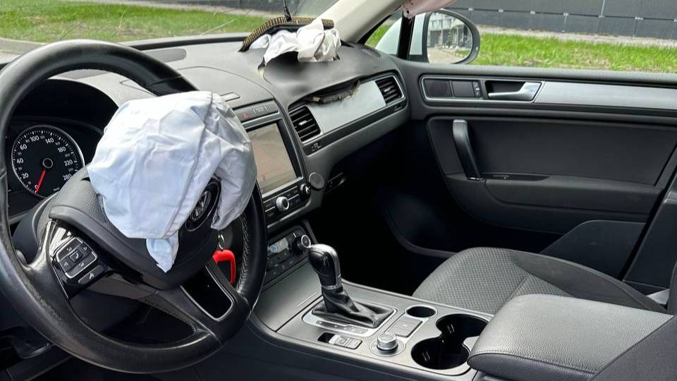 Битое авто VW Touareg