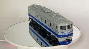 Модель тепловоза ТЭП10 из серии «Наши поезда» (перевыпуск)