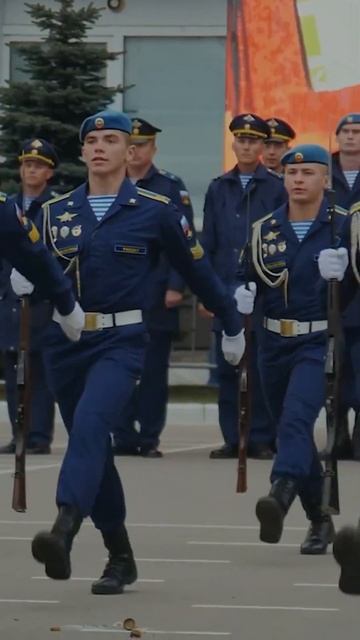 С Днем ВДВ России 2024! День Воздушно-Десантных Войск! Поздравление! #вдв #деньвдв #десант #shorts смотреть онлайн