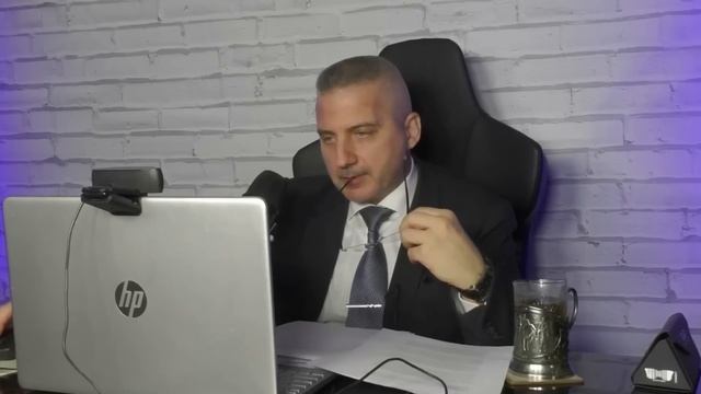 Будущее России, часть 3 // беседа Михаила Левина с Александром Бобылёвым смотреть онлайн