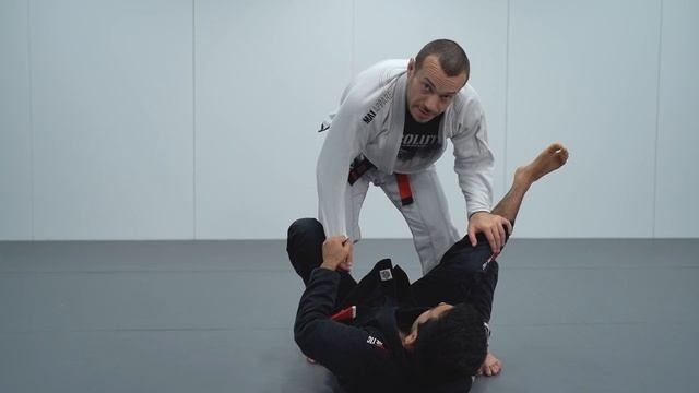 1 - Foot in Bicep смотреть онлайн