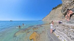 Геленджик пляж Сосновка и Багамы сегодня. Какая погода в Геленджике сейчас. Обстановка на море, пляж