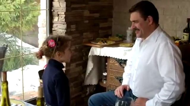 Маргарита читает стихотворение дедушке смотреть онлайн