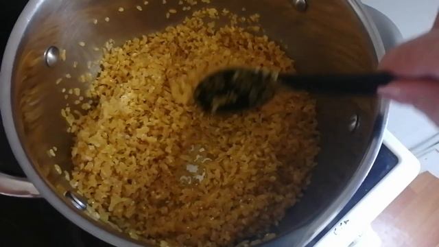 Майские прогулки на коттеджах. Готовлю терпуг в фольге. Пеку пирог Зебра