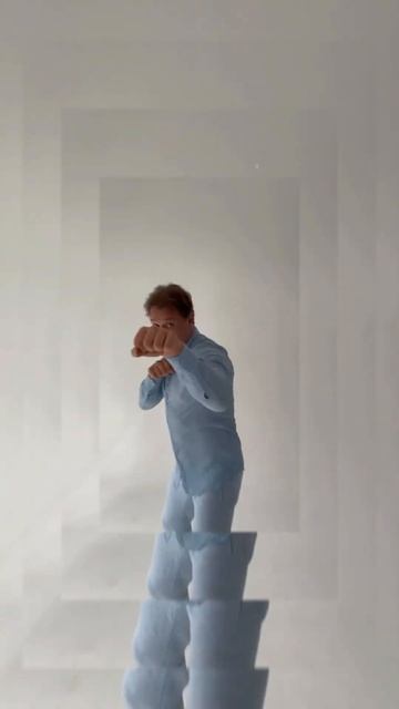 Видео бэкстейдж с фотосессии! Скоро будет #сергейлюбавин #shortsmusic #backstage #photography смотреть онлайн