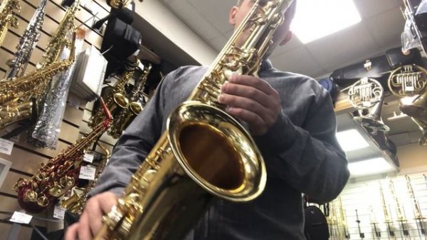 Tenor Saxophone “Vibra T-66"