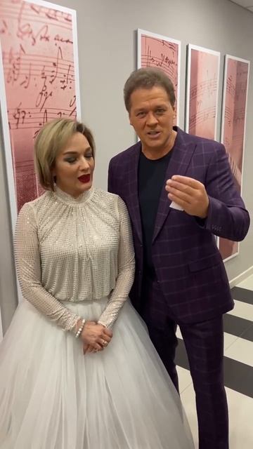 Мы с Татьяной Булановой поздравляем всех с наступившими праздниками #Сергейлюбавин #буланова #shorts смотреть онлайн