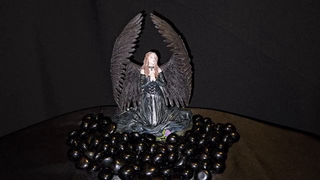 ЗАКЛИЧ ДЛЯ ПЛЕННОГО... проводят родные