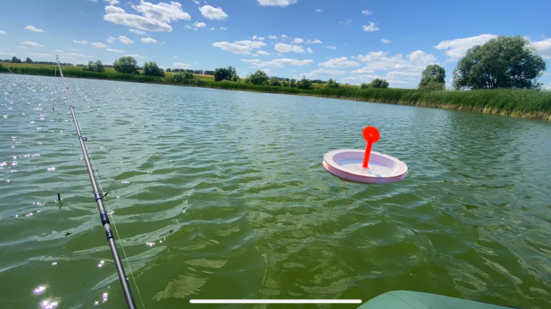 ЩУКА РВЕТ ЛЕСКУ!УТОПИЛ САДОК С ЖИВЦОМ!!Рыбалка на КРУЖКИ и СПИННИНГ!!! смотреть онлайн