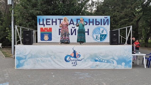 "Два белых крыла" - Любовь Сологубова и Татьяна Севрюткина смотреть онлайн