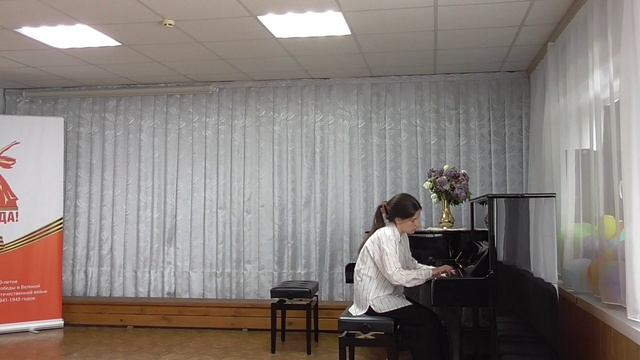 Чернышёва Екатерина выпускница ДШИ р.п. Новые Бурасы. Преп. Котова Е.В.