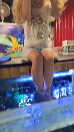 Боишься щекотки?😅