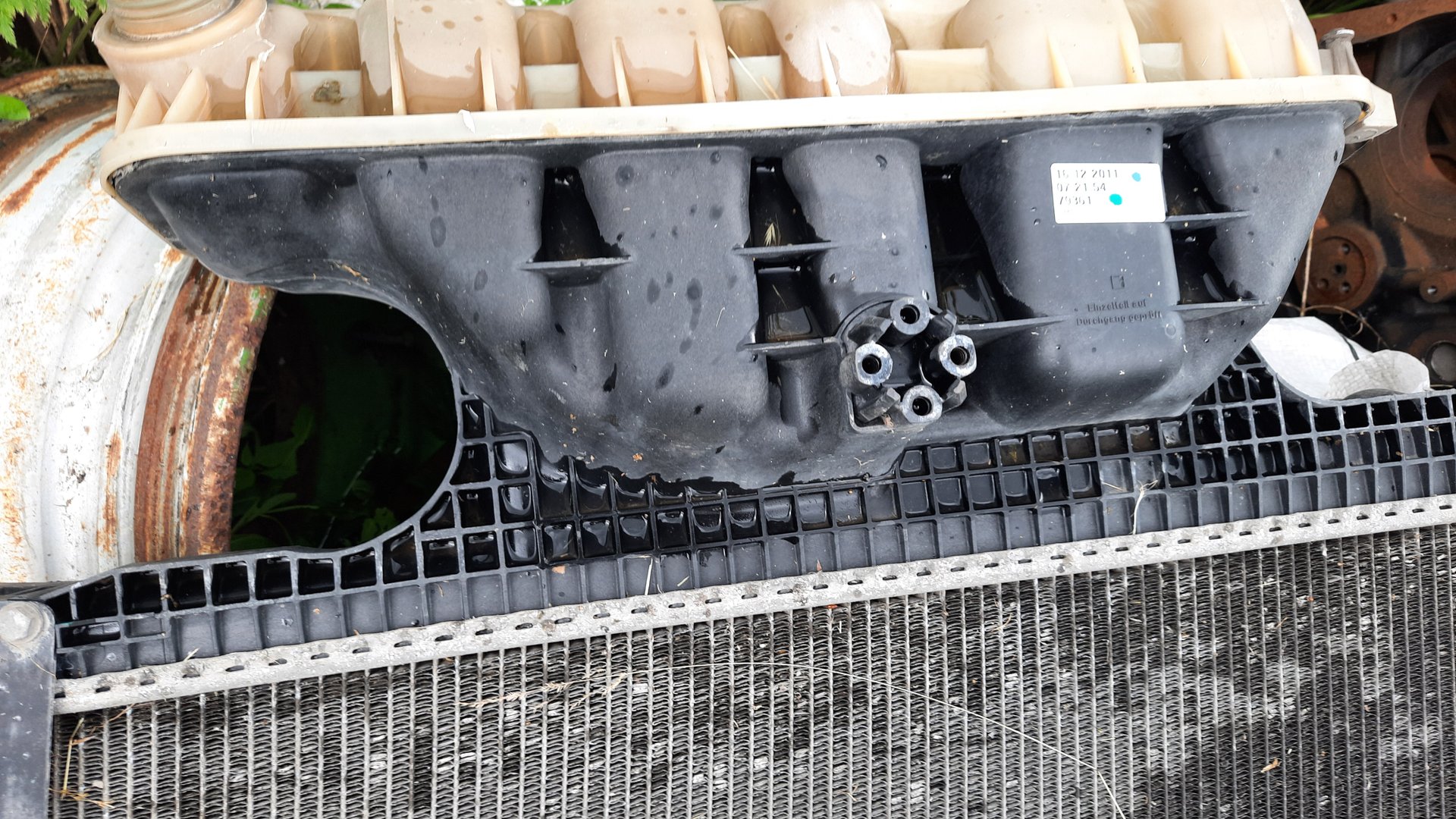 Как снять интеркулер MAN TGX смотреть онлайн