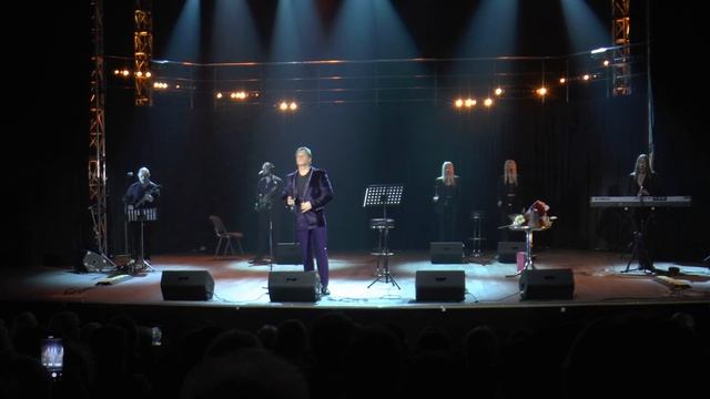 Сергей Любавин – Влади (Live. КЗ Колизей. Санкт-Петербург) смотреть онлайн