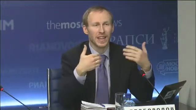 Выплаты на детей. Обратная сторона медали.flv