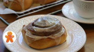 Булочки Синнабон с корицей и глазурью