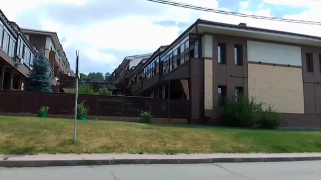 Экодевелопмент в тайге: жизнь в сибирской Швейцарии смотреть онлайн