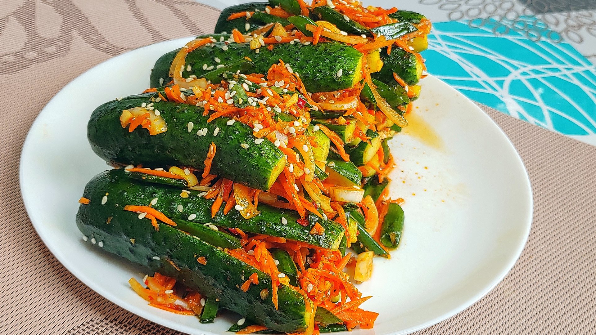 Мировая закуска малосольные огурцы по-корейски.🥒🥒 смотреть онлайн