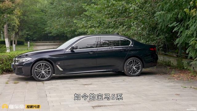 «Audi A6 – Премиум и Технологии за Разумные Деньги» смотреть онлайн