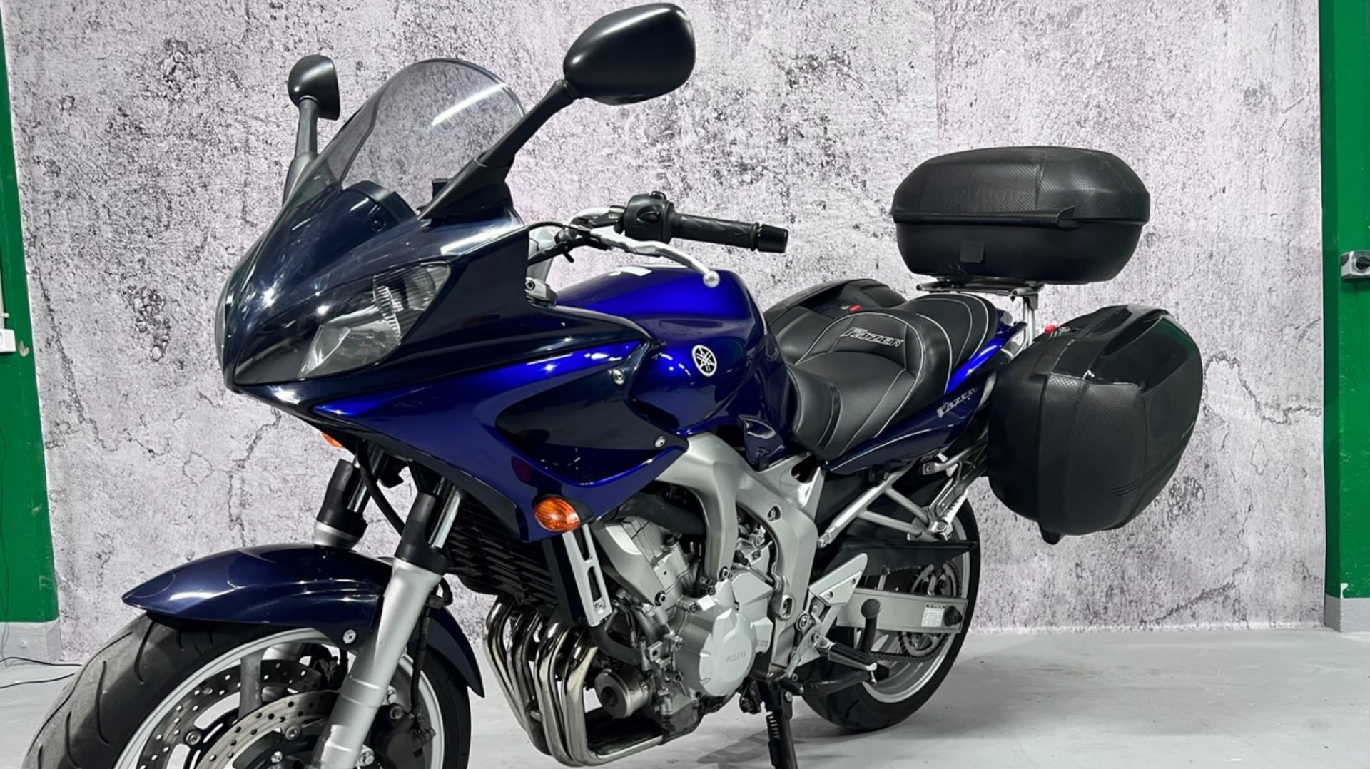 Fz6 :к смотреть онлайн