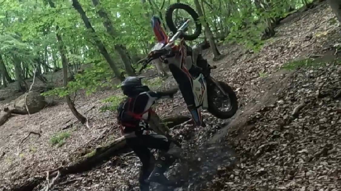 Крым эндуро покатушки.29.06.2025 смотреть онлайн