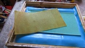 июль на пасеке - какую работу делаю на пасеке если погода дождливая и с пчелами работать нельзя