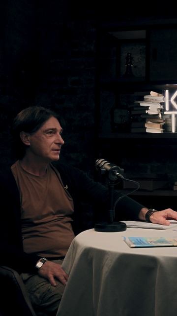 ГРАНЬ БЕЗДАРНОСТИ И ТАЛАНТА 🔥😏 ЭВКЛИД КЮРДЗИДИС В СВОЕМ ГЛАВНОМ ИНТЕРВЬЮ #кино #интервью #шоу смотреть онлайн