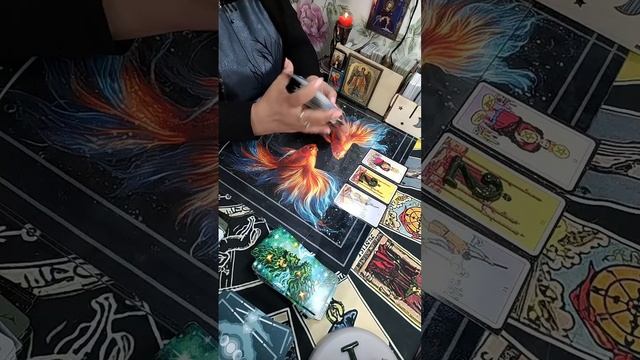 Тот кто кинул в вас камень на него обрушилась гора? смотреть онлайн