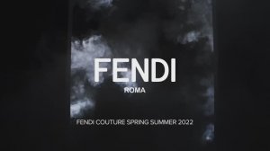 Показ коллекции Fendi весна-лето 2022 Haute Couture