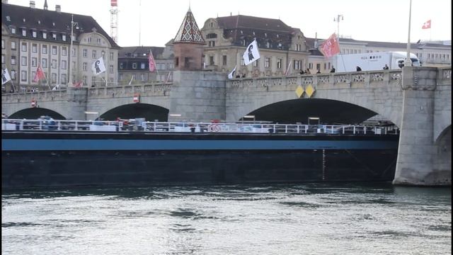 Швейцария. Базель. Движуха на Рейне. смотреть онлайн
