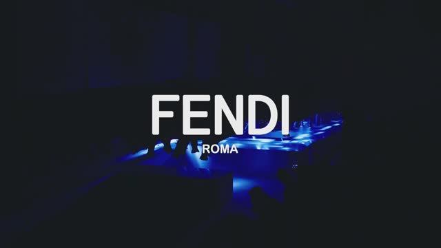 Показ мужской коллекции Fendi осень-зима 2022-2023