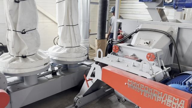 Производство древесной муки на мельнице 