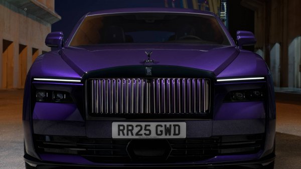 Rolls-Royce Black Badge Spectre | Самый мощный Rolls-Royce
