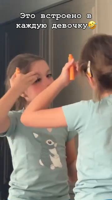 А вы делаете ТАК, когда КРАСИТЕ ресницы? #мия #полинагагарина #гагарина #доброеутро #звезды #дети смотреть онлайн