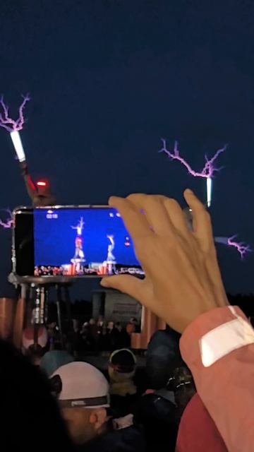 Псков - Выступление TeslaFX перед забегом Crazy Owl