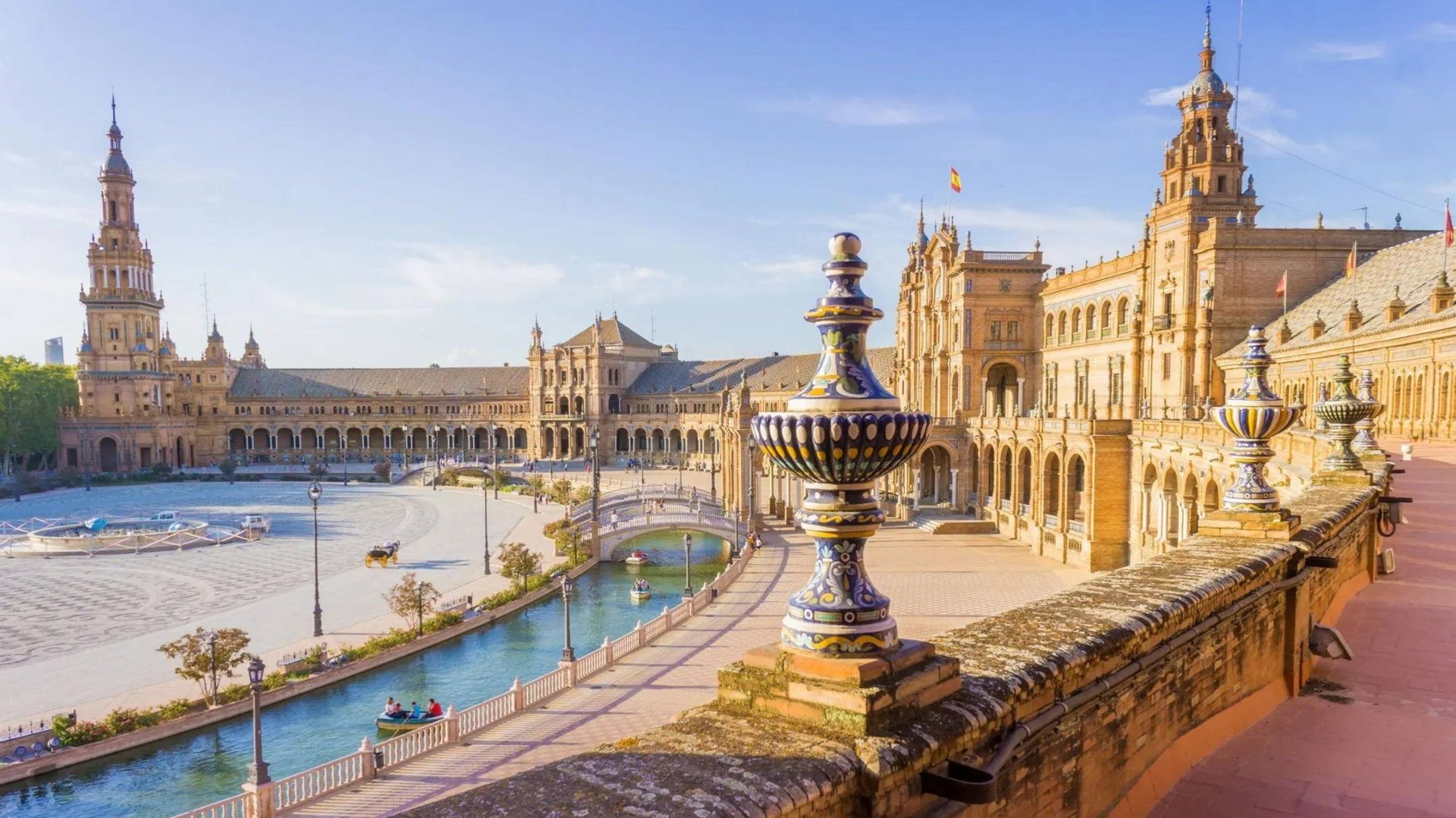 Севилья, Испания. Пешеходная экскурсия в формате 4K | #шариклайф смотреть онлайн