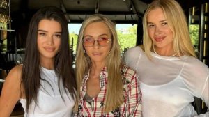 Наталья Варвина оправдалась за отвязные танцы на свадьбе Ксении Бородиной и Николая Сердюкова