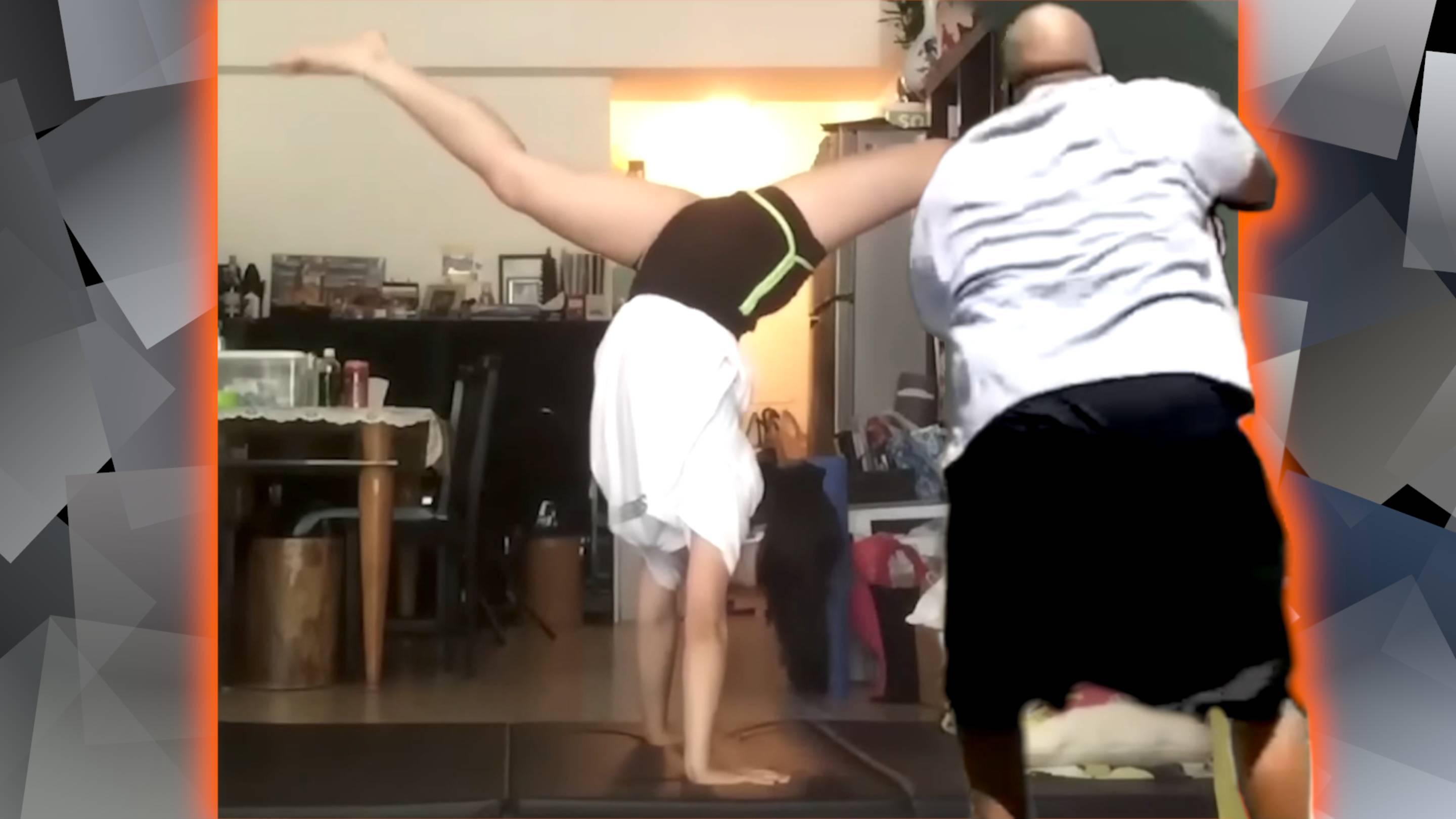 СМЕШНЫЕ ВИДЕО: ПРИКОЛЫ, КОТОРЫЕ СДЕЛАЮТ ВАШ ДЕНЬ смотреть онлайн