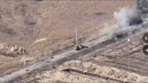 Наш Боец прорывается для эвакуации раненого