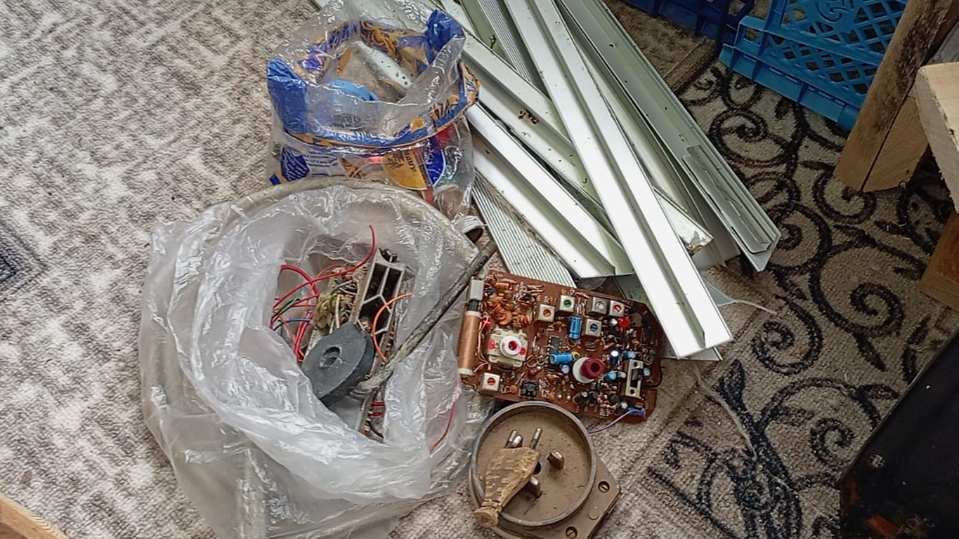 Деньги из Мусора смотреть онлайн