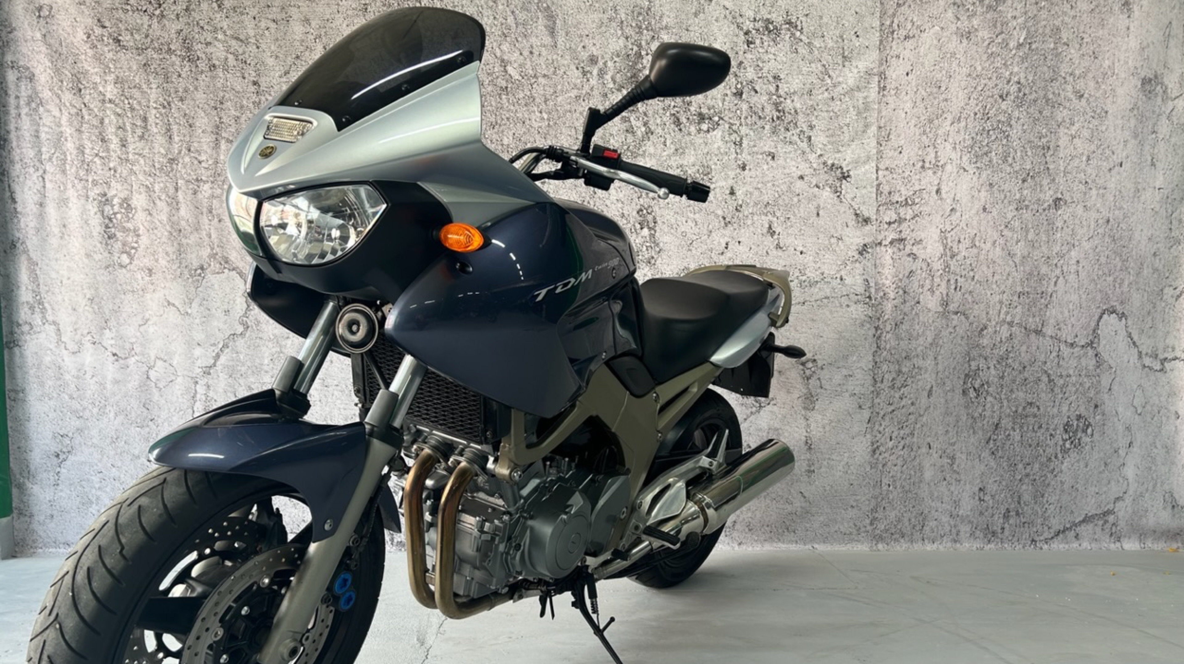 TDM900 смотреть онлайн