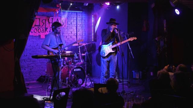 09. Roadhouse Blues – The NEWS Tribute to The Doors