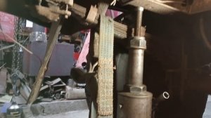 УАЗ. Как быстро поменять подушки рессоры.