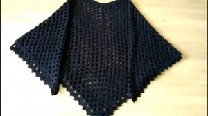 Вязаное пончо крючком.