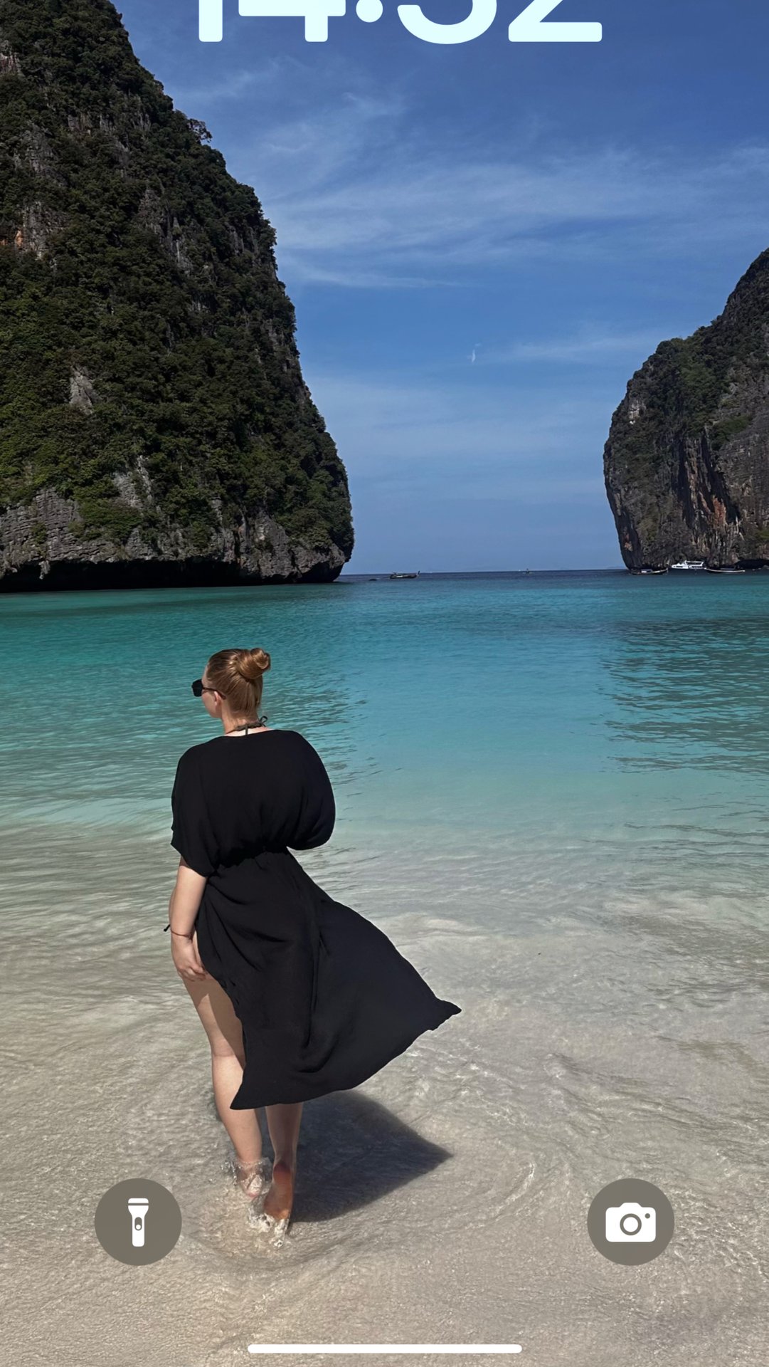 Чем вас покормят в авиакомпании AzurAir