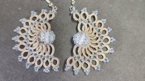 Фриволите серьги полумесяцы. Часть 1